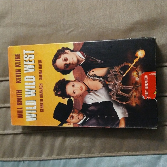6/$15 Wild Wild West 1999 ‧ Western Action ‧ VHS tape - Picture 2 of 4
